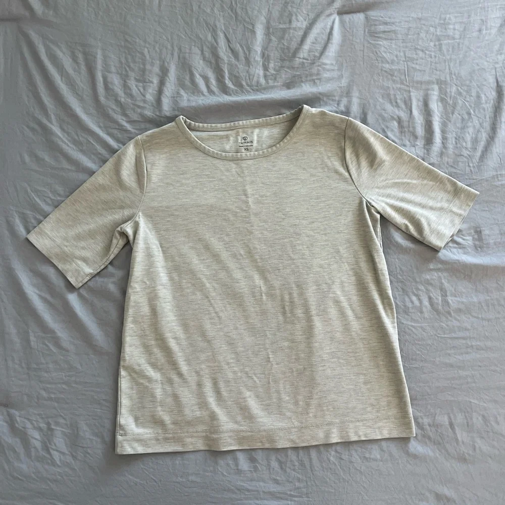 Talbots Heather Gray Short Sleeve Tee - Picture 4 of 7